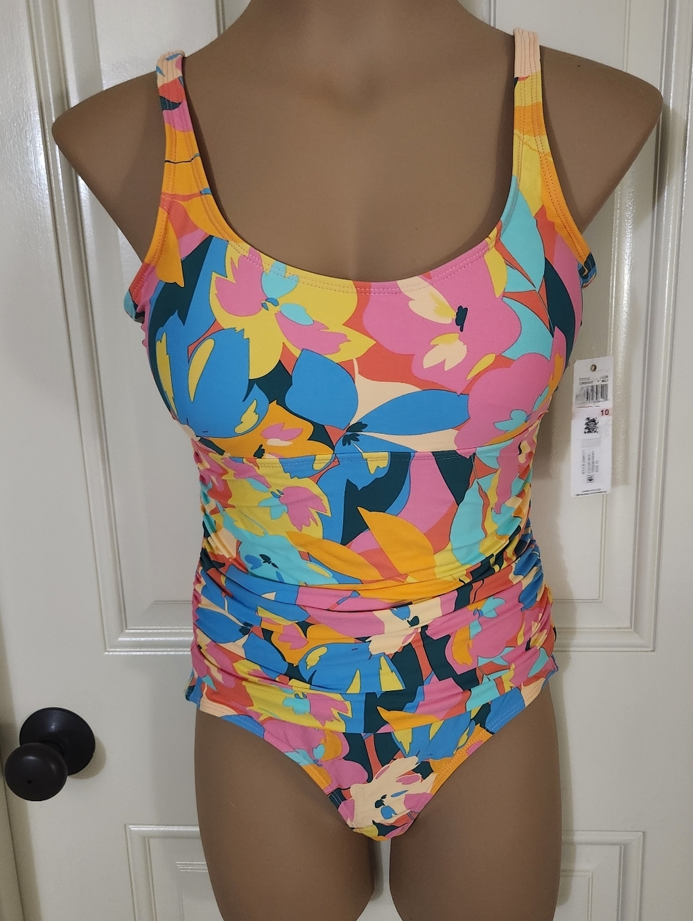 New With Tags Anne Cole Plumeria one piece swimsuit. Size 10. Multi-color.